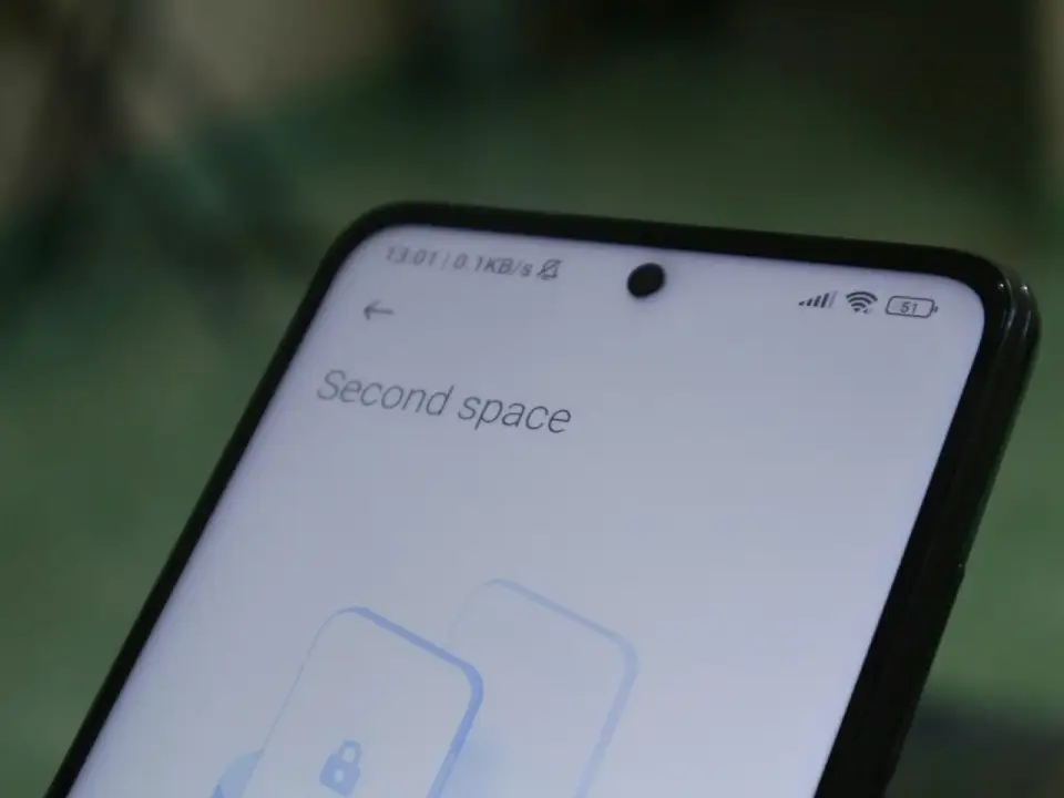 Fitur Second Space Xiaomi: Satu HP Rasa Dua HP - Image