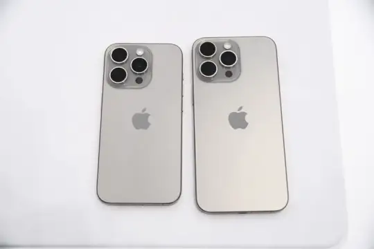 Pesan 4, Malah Dapet 60 iPhone 15 Pro Max Senilai Rp 1,5 M. Kok Bisa? - image