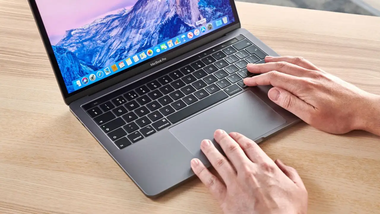 Wajib Tahu! 5 Trik Rahasia di MacBook yang Bikin Kerja Lebih Cepet! - Image
